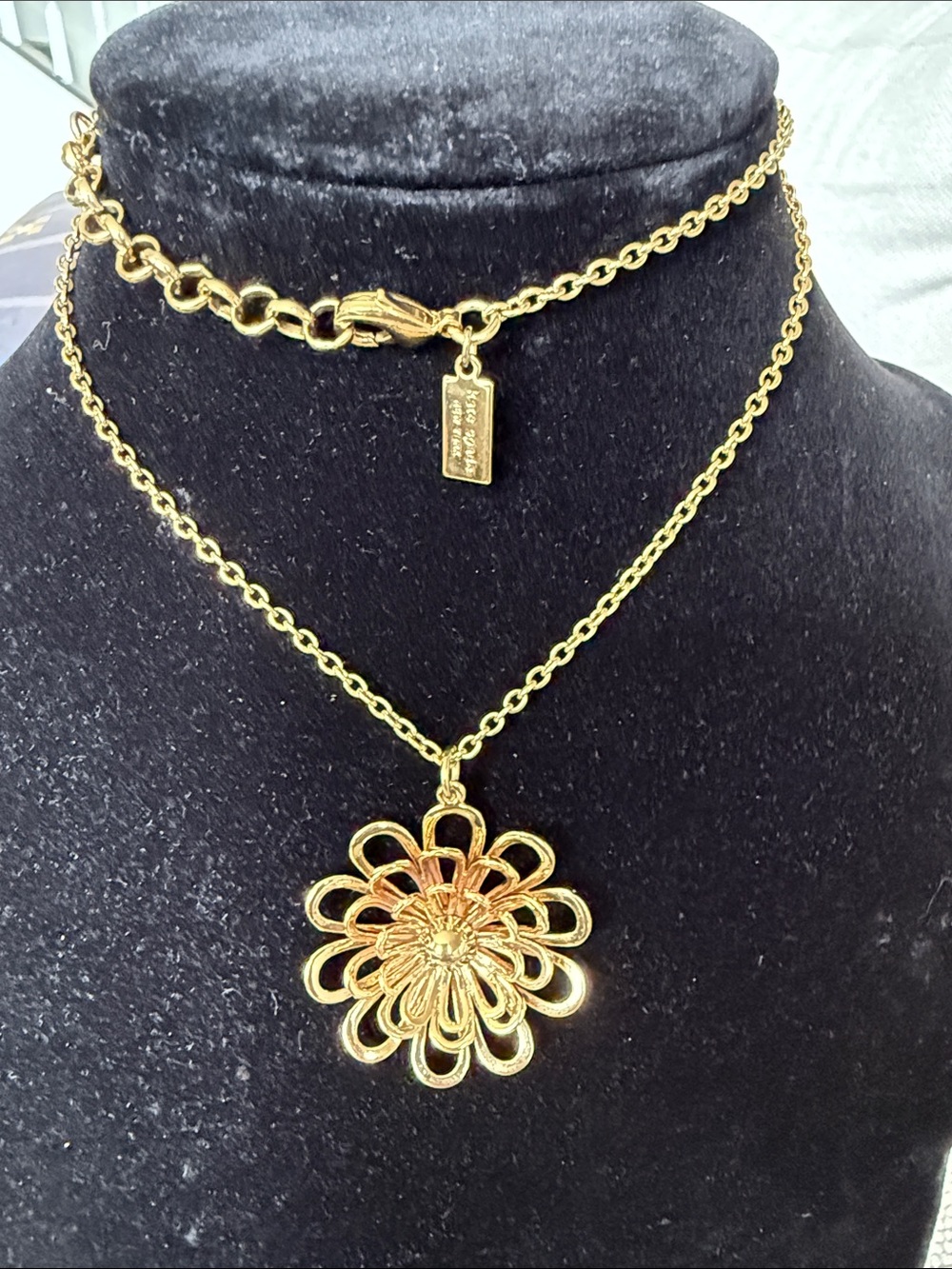 Kate spade Gold Floral Pendant Necklace - Women Jewelry